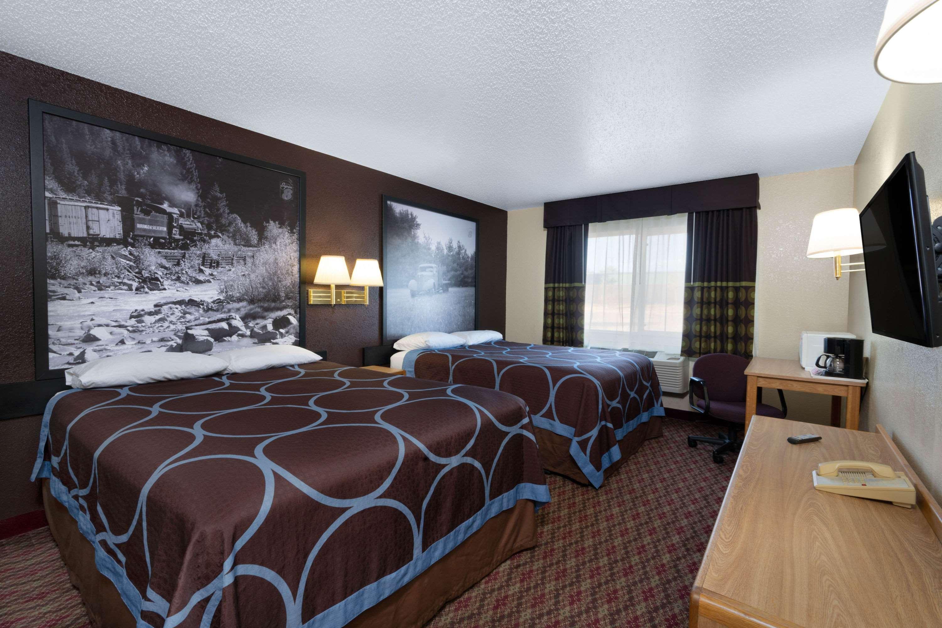 Hotel Super 8 By Wyndham Fountain Exterior foto